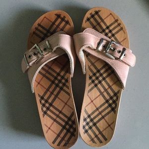 Burberry Sandals Pink Leather Size 38. Like new!